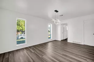 13351 Kit Ln, Dallas, TX 75240 - Photo 16