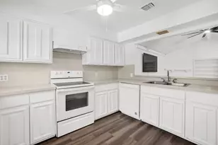 13351 Kit Ln, Dallas, TX 75240 - Photo 18