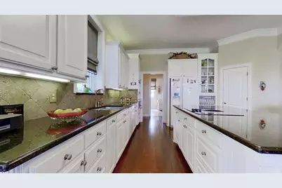 402 Half Moon Way, Runaway Bay, TX 76426 - Photo 10