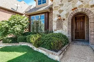 7326 Canadian Dr, Irving, TX 75039 - Photo 2