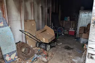 405 W Elm St, Olney, TX 76374 - Photo 10