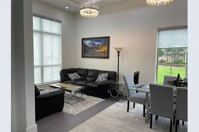 2812 Almanzor Avenue, Irving, TX 75062 - Photo 4