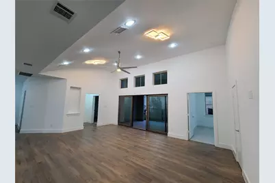 2812 Almanzor Avenue, Irving, TX 75062 - Photo 14