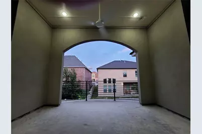 2812 Almanzor Avenue, Irving, TX 75062 - Photo 26