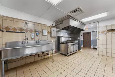 501 NE 31st Street, Grand Prairie, TX 75050 - Photo 18