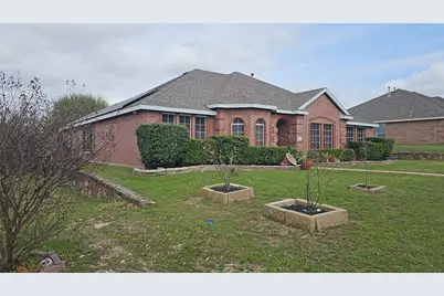 1625 Deer Creek Drive, DeSoto, TX 75115 - Photo 2