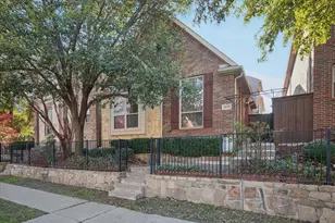 2470 Sunderland Ln, Lewisville, TX 75067 - Photo 1