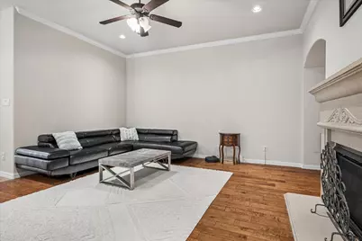 2470 Sunderland Lane, Lewisville, TX 75067 - Photo 18