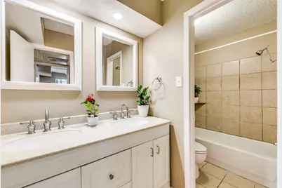 5322 Fleetwood Oaks Avenue #242, Dallas, TX 75235 - Photo 18