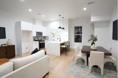 629 N Tyler Street #104, Dallas, TX 75208 - Photo 2