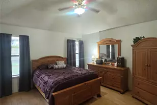 1115 Parker Ct, Cedar Hill, TX 75104 - Photo 10