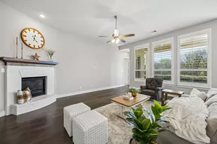 1104 Bluestem Dr, Aubrey, TX 76227 - Photo 20