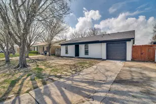 239 Redwood St, Mesquite, TX 75181 - Photo 1