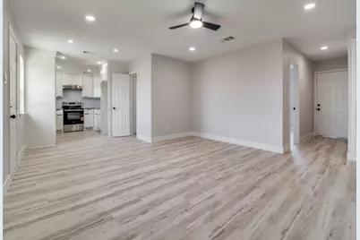 239 Redwood Street, Mesquite, TX 75181 - Photo 6