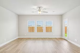 6616 Creek Edge Cir, Fort Worth, TX 76036 - Photo 2