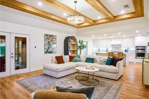 7246 Arbor Oaks Dr, Dallas, TX 75248 - Photo 2