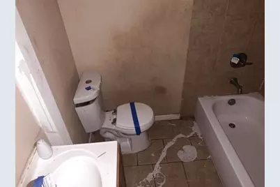 2437 Alloway Drive, Fort Worth, TX 76119 - Photo 20