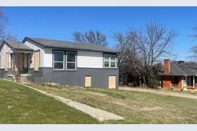 2437 Alloway Drive, Fort Worth, TX 76119 - Photo 2