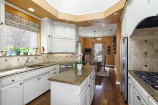 11904 Forest Lakes Ln, Dallas, TX 75230 - Photo 8