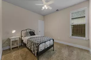 614 N M L King Jr Blvd, Grand Prairie, TX 75050 - Photo 22