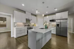 614 N M L King Jr Blvd, Grand Prairie, TX 75050 - Photo 6