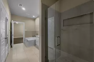 614 N M L King Jr Blvd, Grand Prairie, TX 75050 - Photo 10