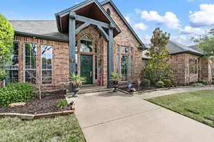 2430 Savanna Cir, Midlothian, TX 76065 - Photo 2