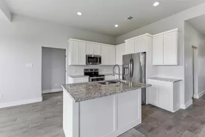 314 Oakwood Avenue, Jacksboro, TX 76458 - Photo 6