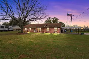 600 S Colorado St, Whitney, TX 76692 - Photo 1