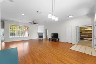 1115 Brook Arbor Dr, Mansfield, TX 76063 - Photo 8