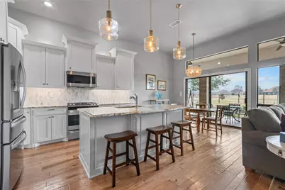 9017 Gardenia Drive, Denton, TX 76207 - Photo 4