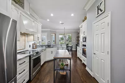 5704 Nutcracker Drive, Granbury, TX 76049 - Photo 8