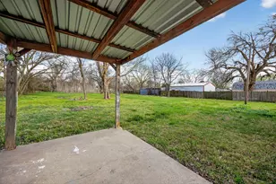 130 Center St, Nevada, TX 75173 - Photo 4