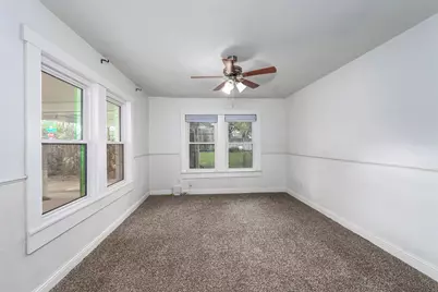 3240 Lipscomb Street, Fort Worth, TX 76110 - Photo 14