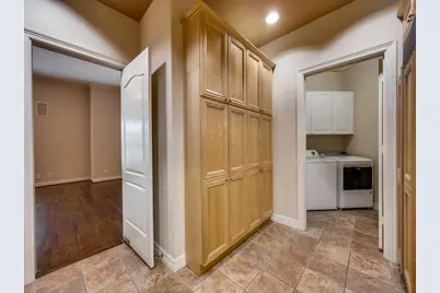 3401 Lee Parkway #102, Dallas, TX 75219 - Photo 10