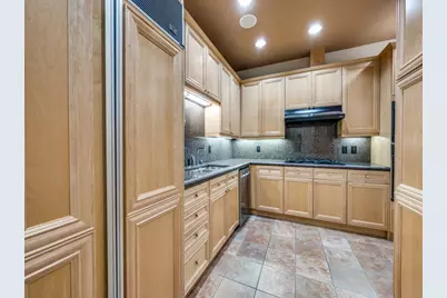 3401 Lee Parkway #102, Dallas, TX 75219 - Photo 8