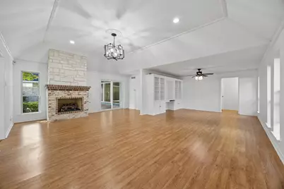 6218 Stonehill Drive, Dallas, TX 75254 - Photo 14
