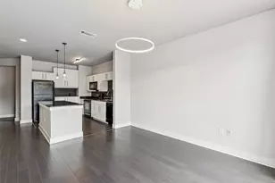 4414 Cedar Springs Rd, Dallas, TX 75219 - Photo 16