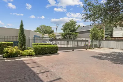 4414 Cedar Springs Road #206, Dallas, TX 75219 - Photo 26