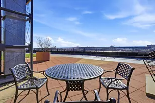 2220 Canton St, Dallas, TX 75201 - Photo 32