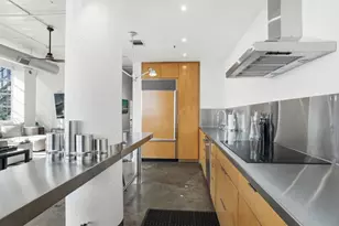 2220 Canton St, Dallas, TX 75201 - Photo 14