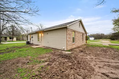 900 S 3rd Avenue E, Dawson, TX 76639 - Photo 12