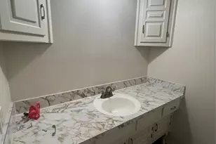 533 Arbor Ln, Lancaster, TX 75134 - Photo 16