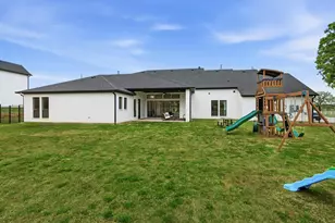 4304 Belle Dr, Flower Mound, TX 75022 - Photo 12