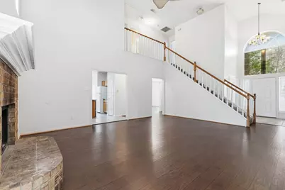 611 Fern Drive, DeSoto, TX 75115 - Photo 4