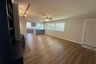 1803 Alexander, Sherman, TX 75092 - Photo 4