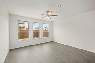 402 Saddle Ln, Denton, TX 76205 - Photo 12