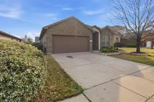 10928 Middleglen Rd, Fort Worth, TX 76052 - Photo 36