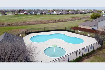 10928 Middleglen Road, Fort Worth, TX 76052 - Photo 34