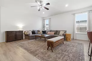 10928 Middleglen Rd, Fort Worth, TX 76052 - Photo 10